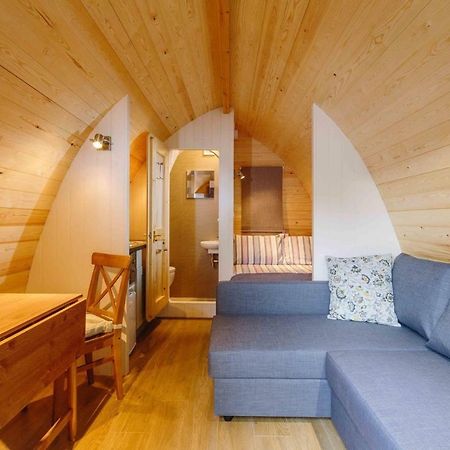 Mallow Glamping Pod Cheltenham Buitenkant foto