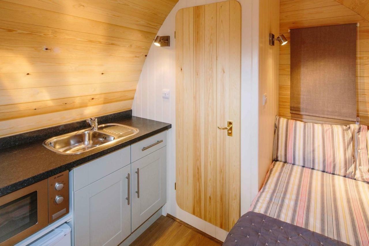 Mallow Glamping Pod Cheltenham Buitenkant foto