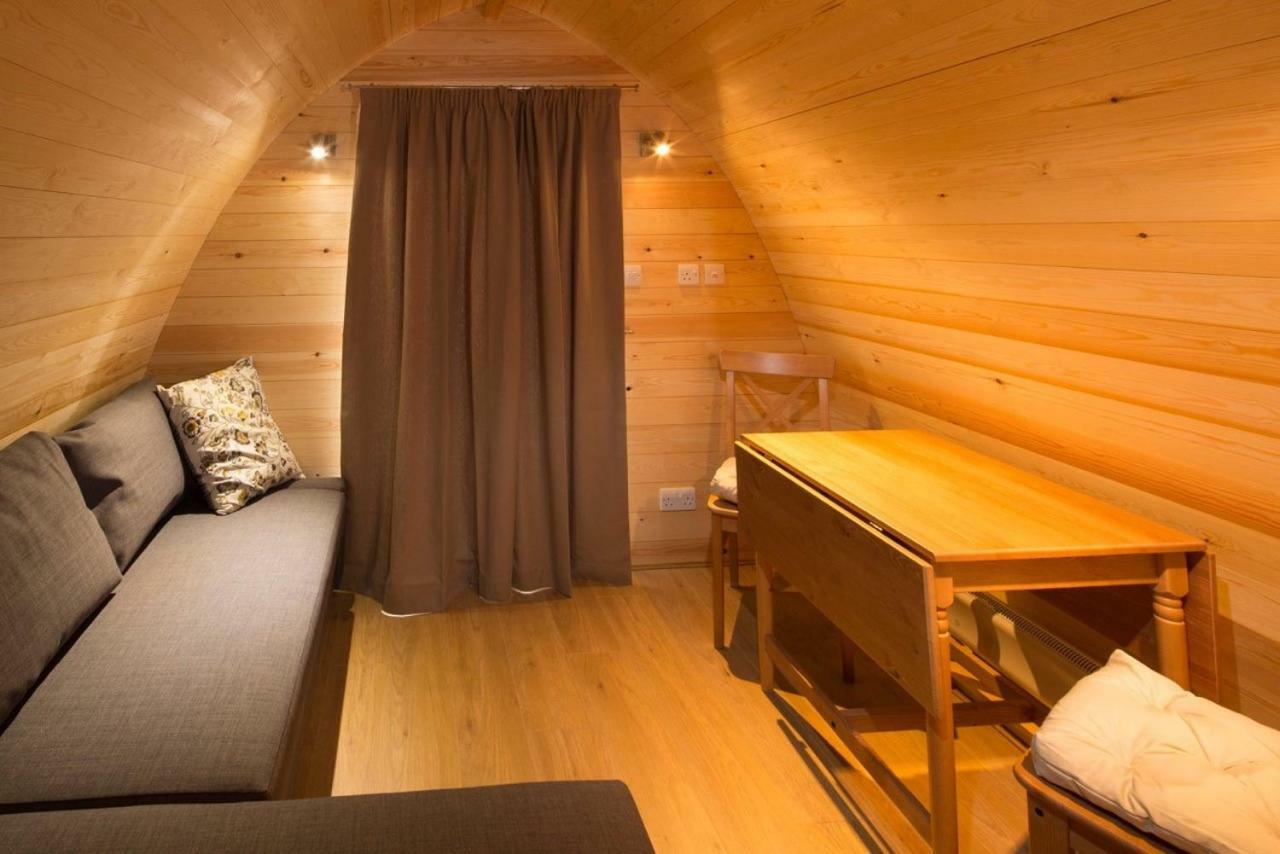 Mallow Glamping Pod Cheltenham Buitenkant foto